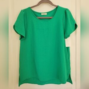 NWT Les Amis Green Tulip Sleeve Blouse